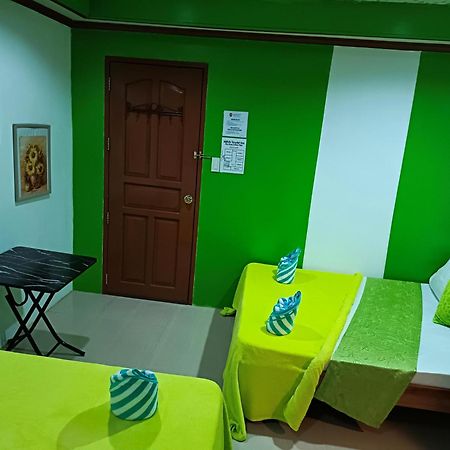 Milvir Tourist Inn El Nido Exterior foto