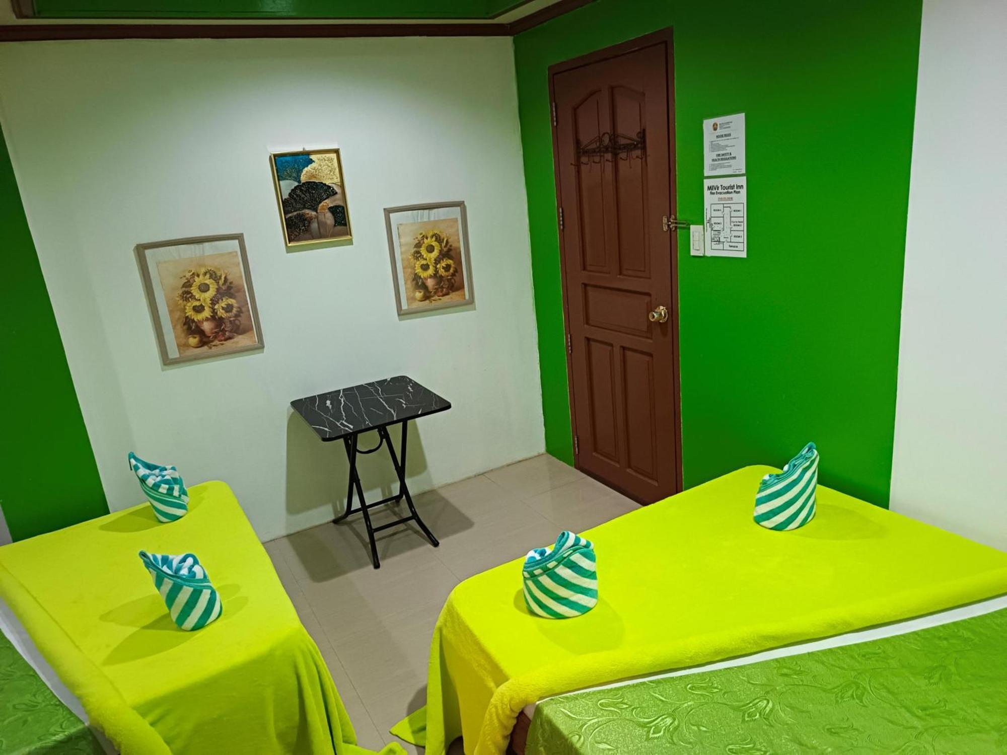 Milvir Tourist Inn El Nido Exterior foto